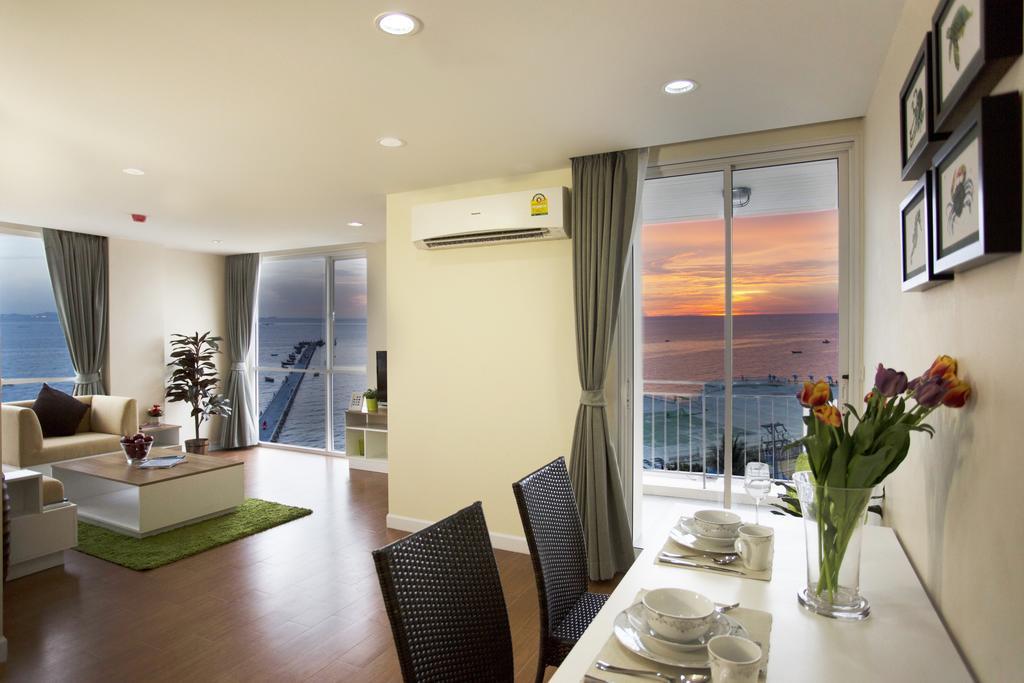 Bbg Seaside Luxurious Service Apartment Bangsaen Rom bilde