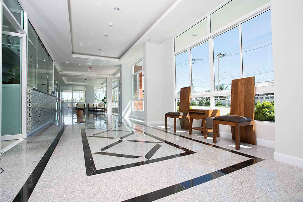 Bbg Seaside Luxurious Service Apartment Bangsaen Eksteriør bilde