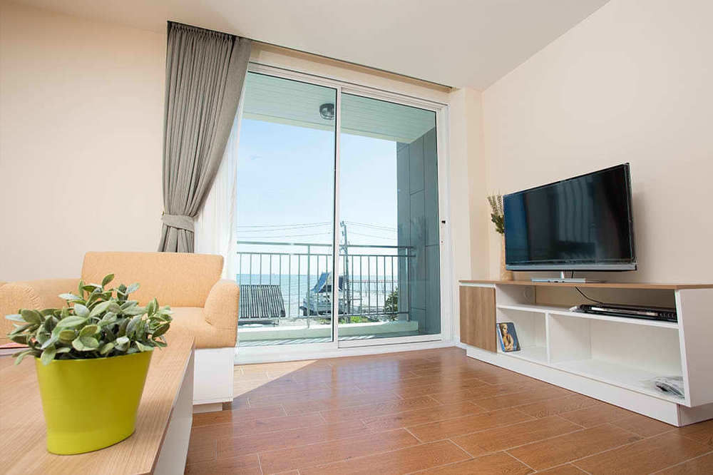 Bbg Seaside Luxurious Service Apartment Bangsaen Eksteriør bilde