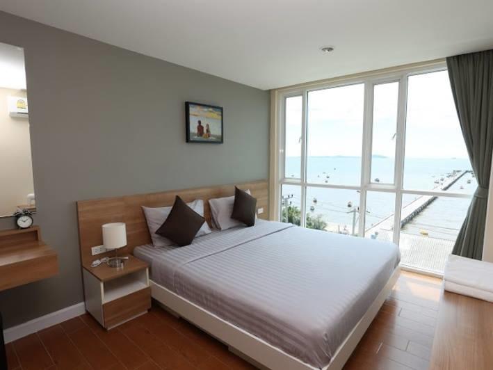Bbg Seaside Luxurious Service Apartment Bangsaen Eksteriør bilde