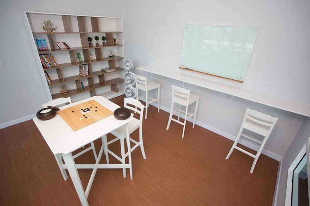 Bbg Seaside Luxurious Service Apartment Bangsaen Eksteriør bilde