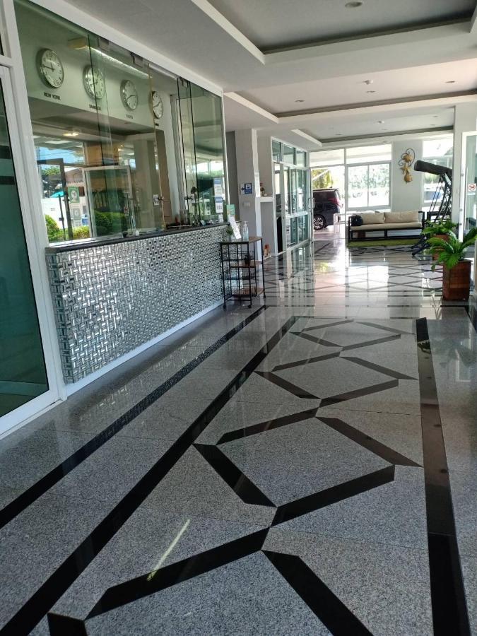 Bbg Seaside Luxurious Service Apartment Bangsaen Eksteriør bilde